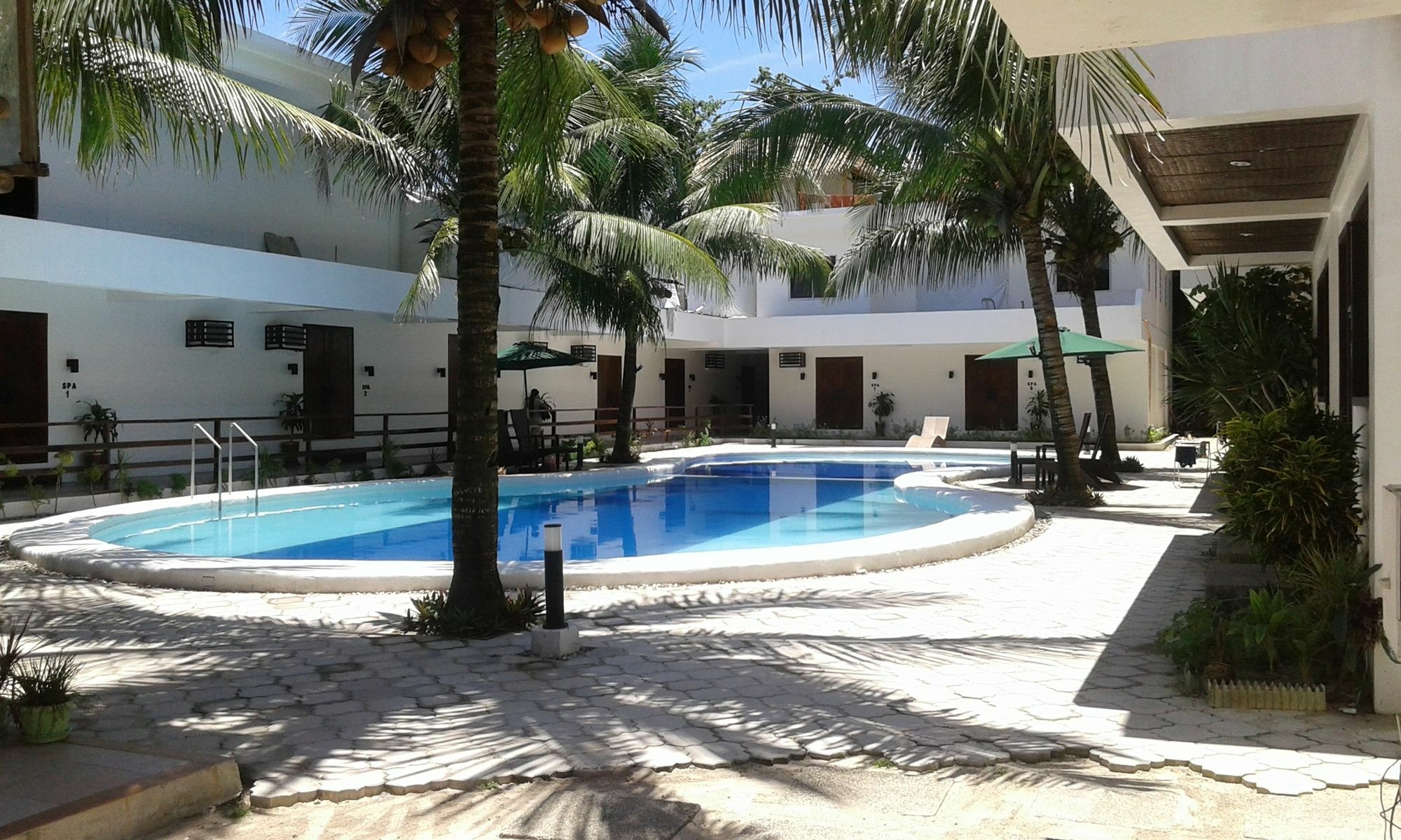 Feliness Resort Manoc-Manoc Exteriér fotografie